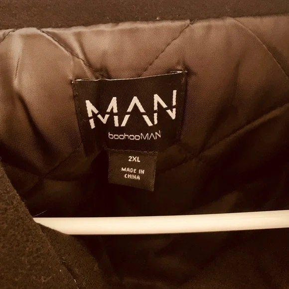 SOLD- Varsity Jacket - Graffiti Style - Picture 3 of 9